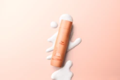 Wella Invigo Nutri Enrich Giftset 8 Wella Invigo Nutri Enrich Giftset -Hair Pro Verkoop textuurshot shampoo