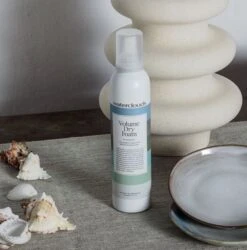 Waterclouds Volume Dry Foam 250ml -Hair Pro Verkoop volume dry foam sfeer